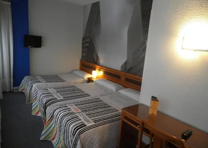 Hotel Photo Zabalburu 2*